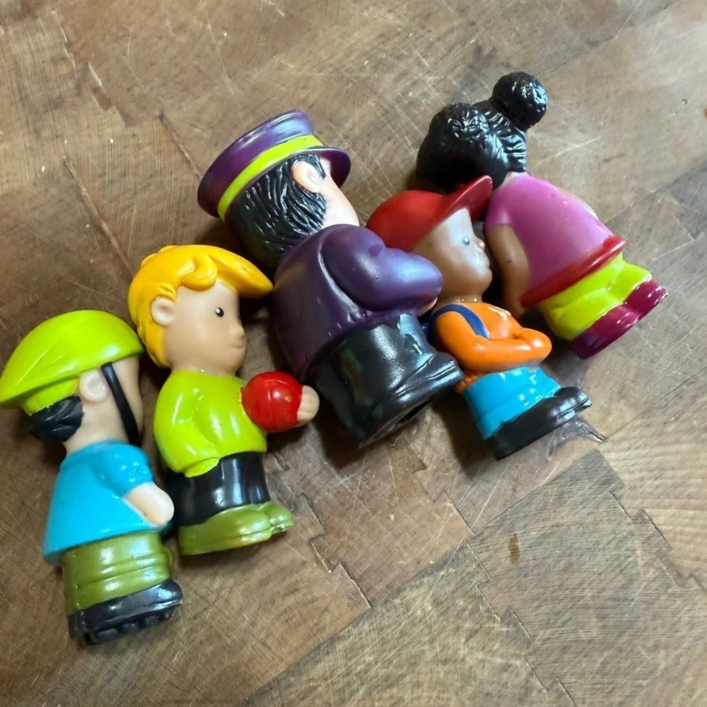 Battat Little People Colorful Kids Toy Figure Set